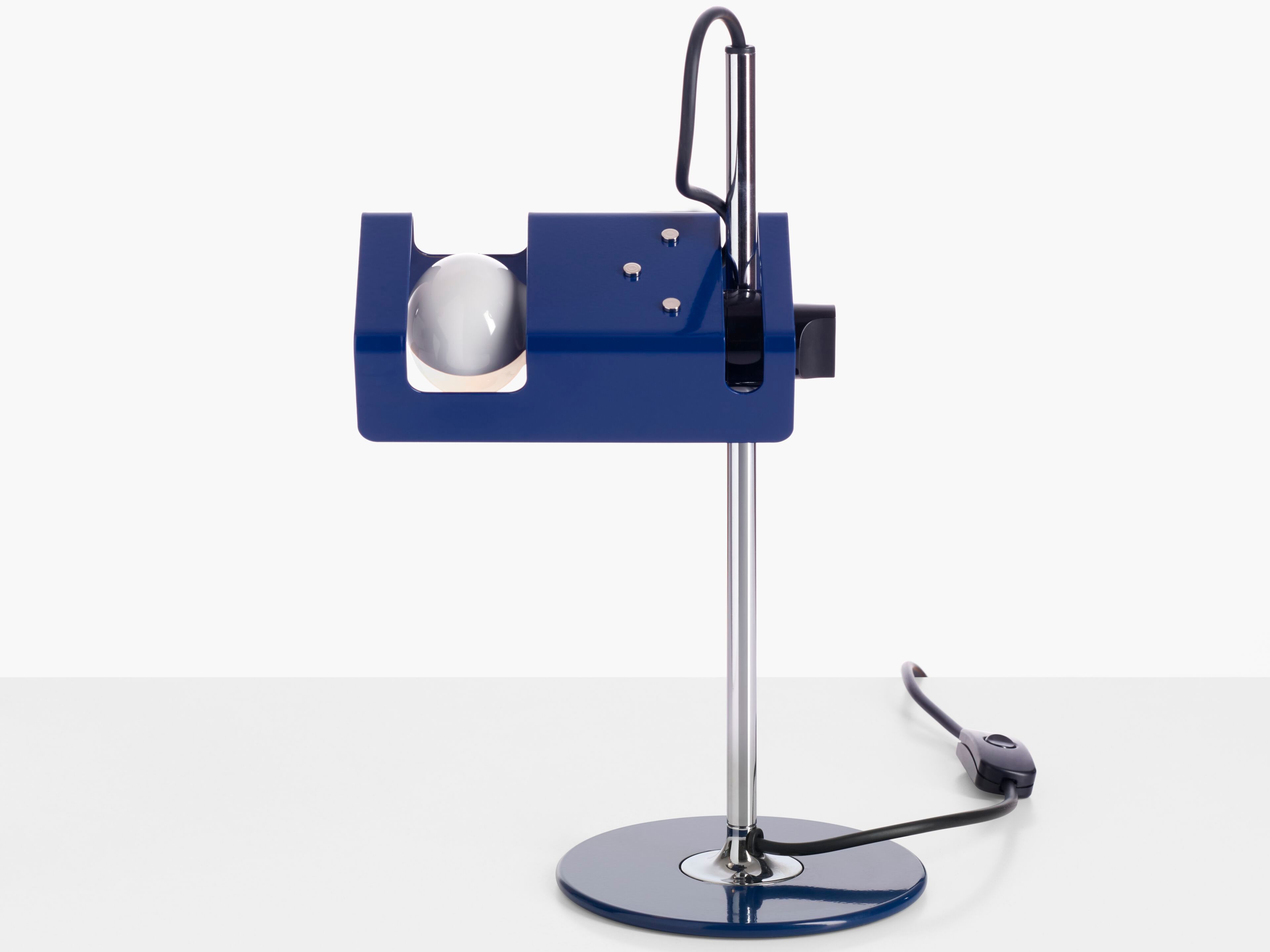 Регулируемая алюминиевая настольная лампа Oluce ARCH-00127131 - Вид №2