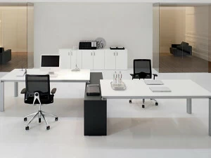 Martex Несколько рабочих станций Han