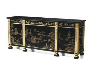 Деревянный сервант