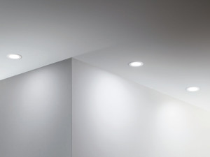 Встраиваемый светильник из поликарбоната с системой RGB