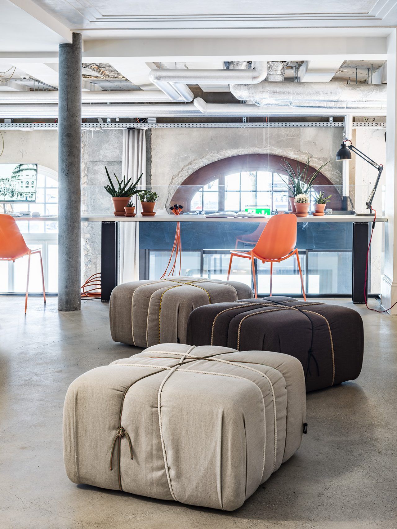 Квадратный пуф из ткани Mogg CHE PAKKO ARCH-00032326 - Вид №3