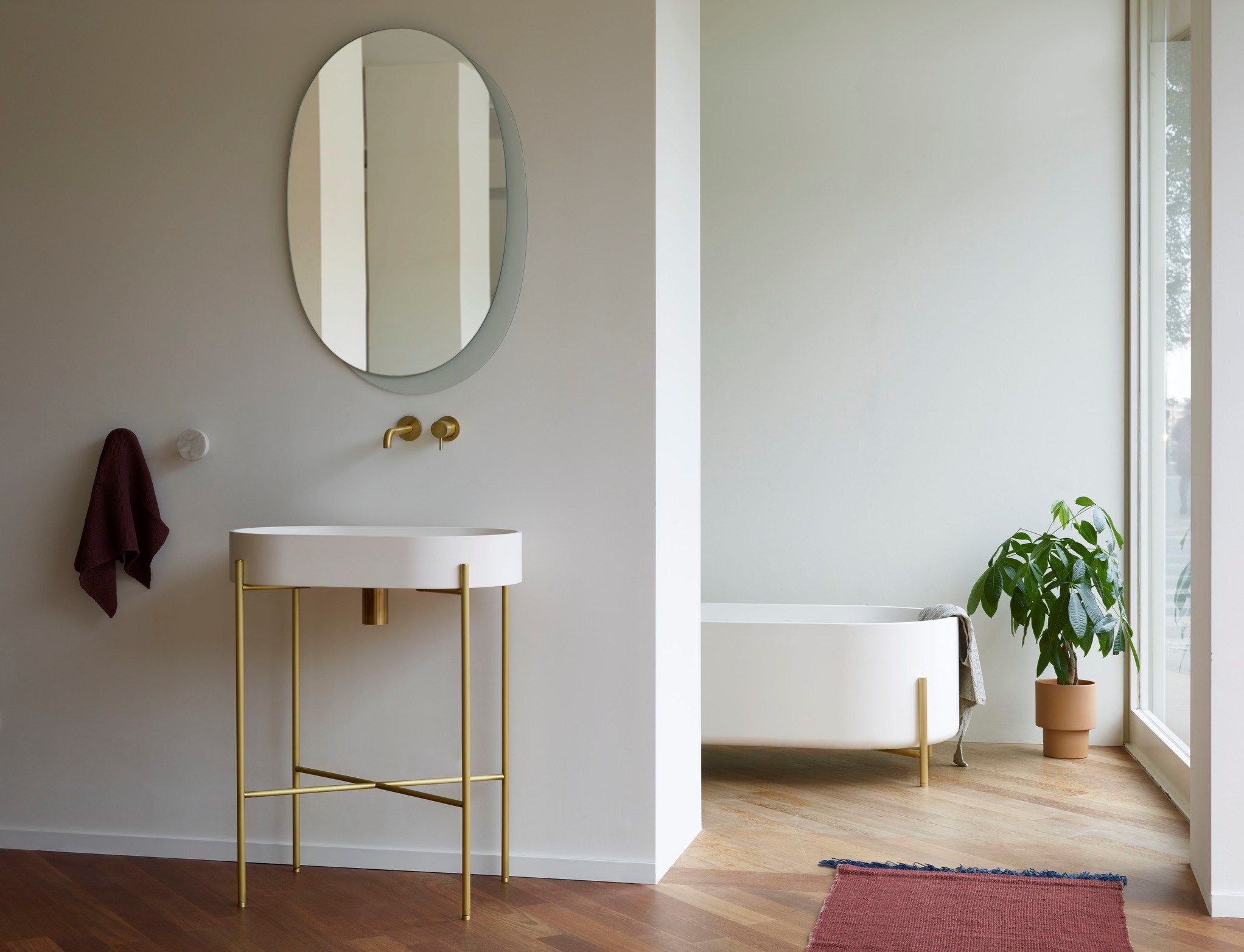 Ванна в центре комнаты в Livingtec® Ex.T стенд ARCH-00128437 - Вид №9