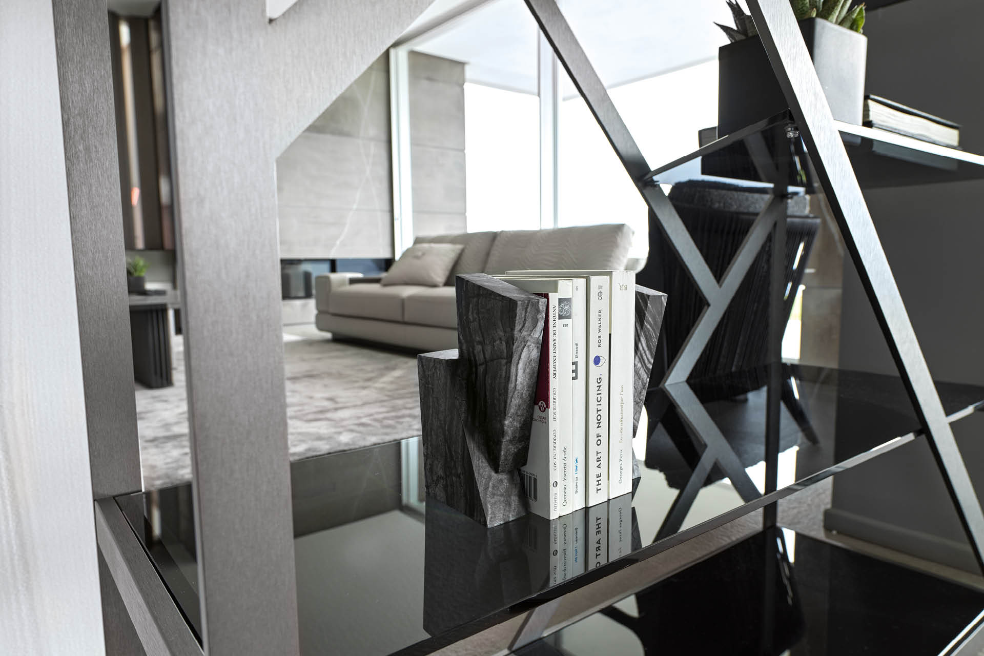 GRST123 «Moonlight» Держатель для книг - giorgio collection - Вид №1