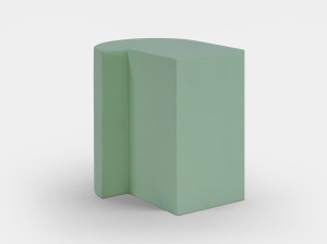 Пуф из пенопласта с покрытием