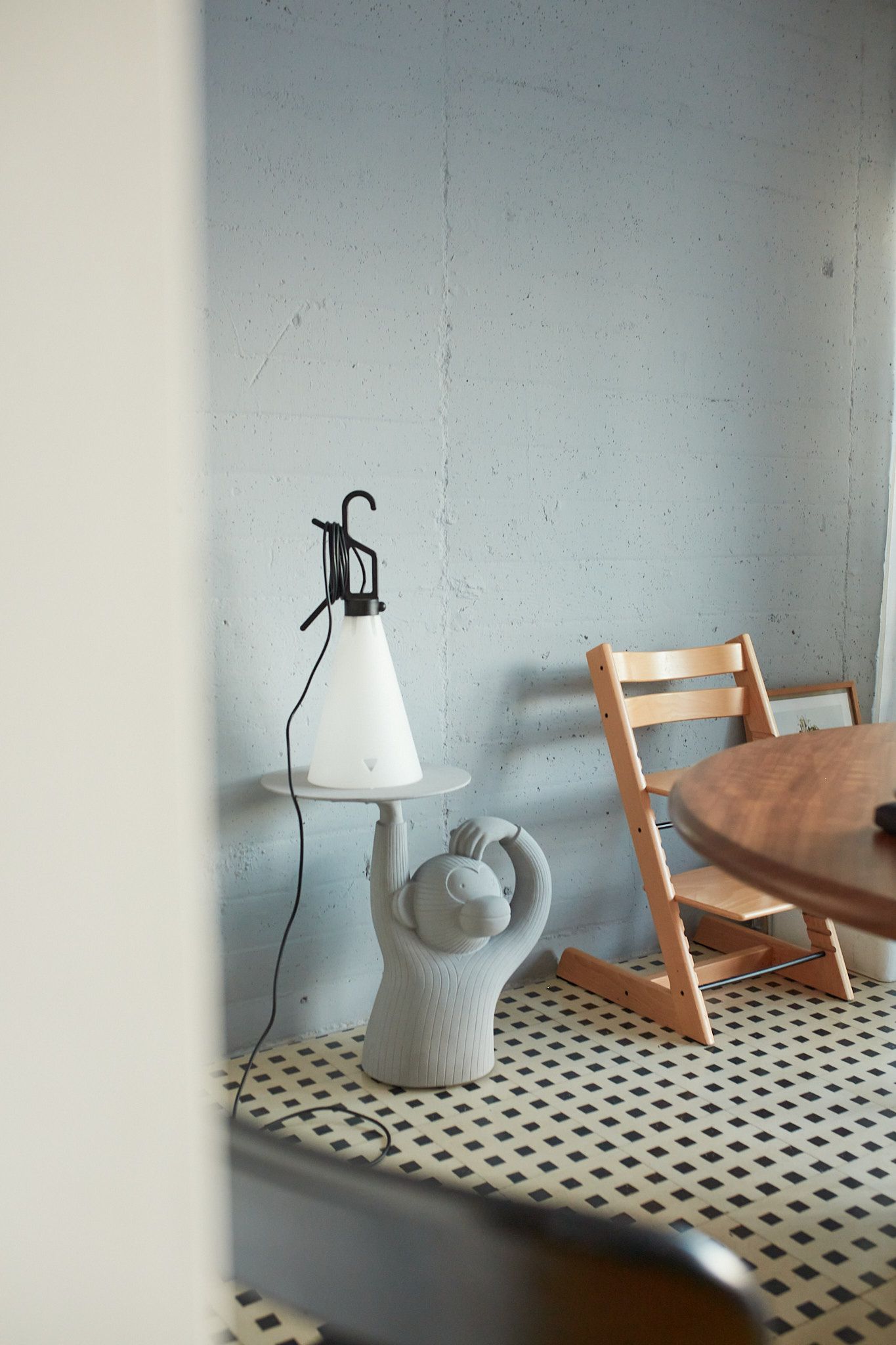 Бетонный круглый низкий журнальный столик BD Barcelona MONKEY ARCH-00134648 - Вид №23