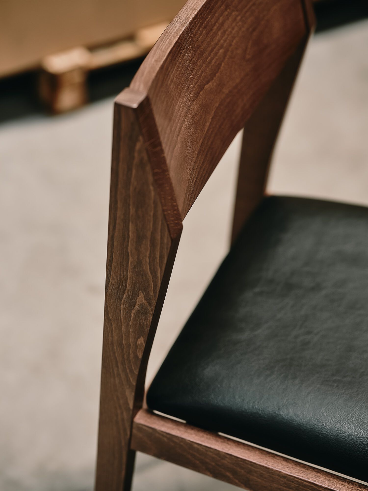 Стул из бука с открытой спинкой More Contract Ди ARCH-00030331 - Вид №2