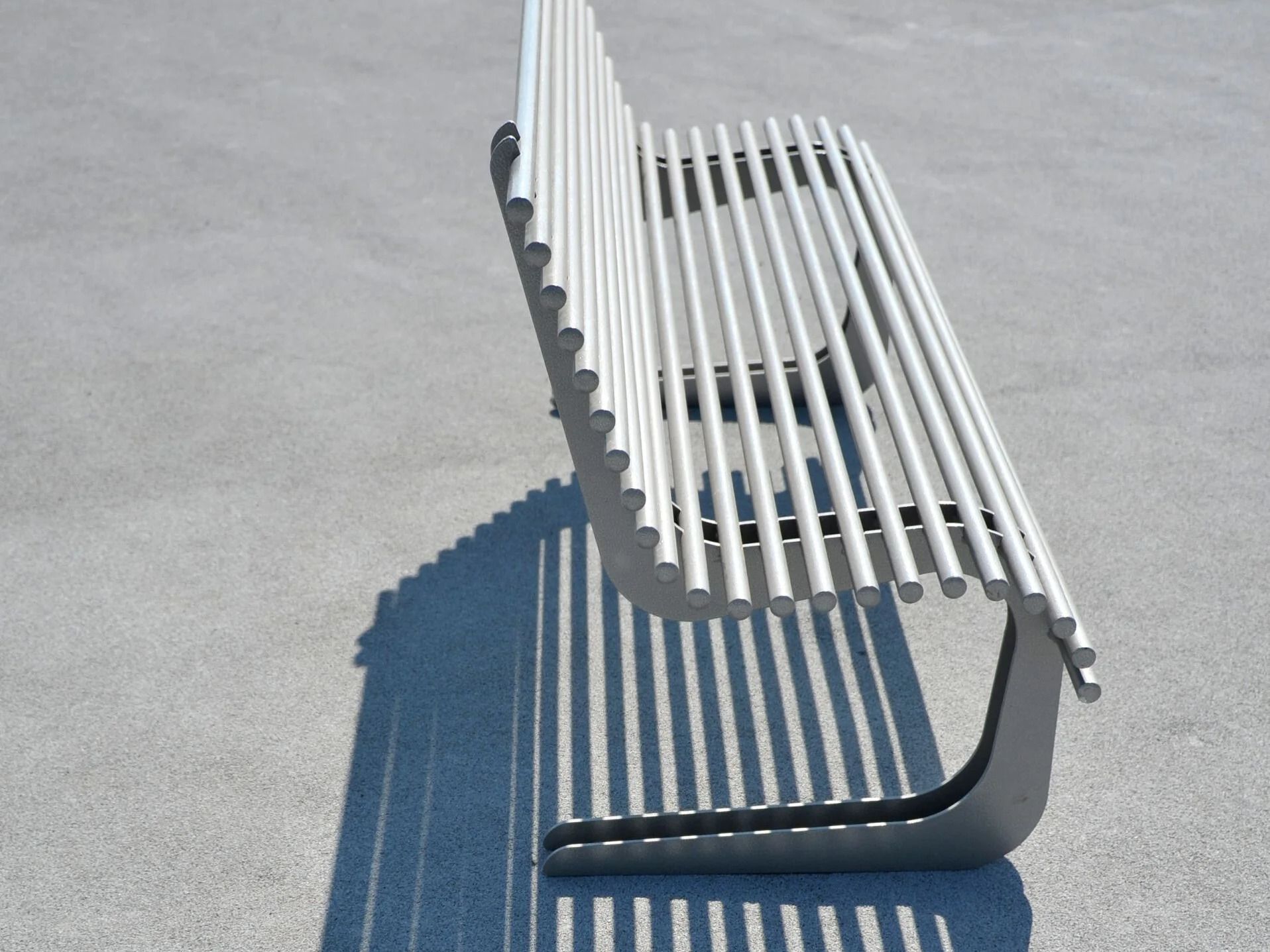 Стальная скамья со спинкой Viscio Urban Design MOBY ARCH-00108961 - Вид №1