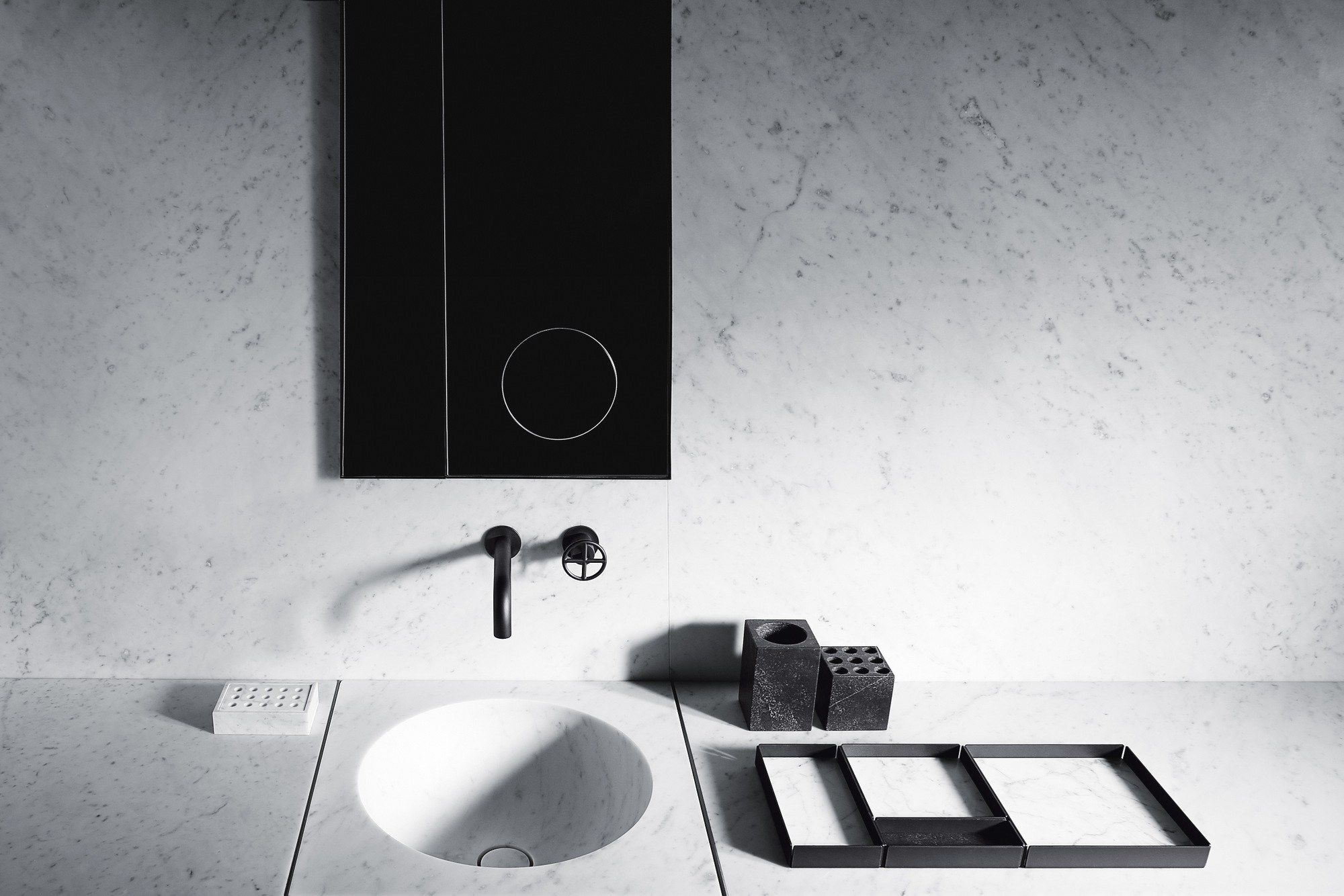 Подставка для зубных щеток из мрамора Salvatori Фонтане Бьянке ARCH-00077107 - Вид №2