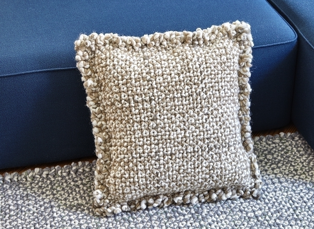 037164 Подушка Taupe GAN Waan - Вид №1