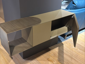 Горизонтальный навесной шкаф