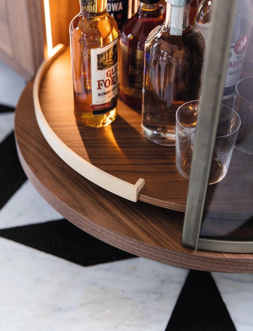 Porada Буфет / барный шкаф из орехового дерева Iron sun-id-1393159 - Вид №1