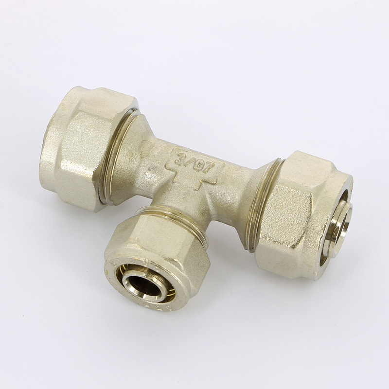 Тройник обжим редукционный HENCO 26х20х26 28262026 - Вид №1