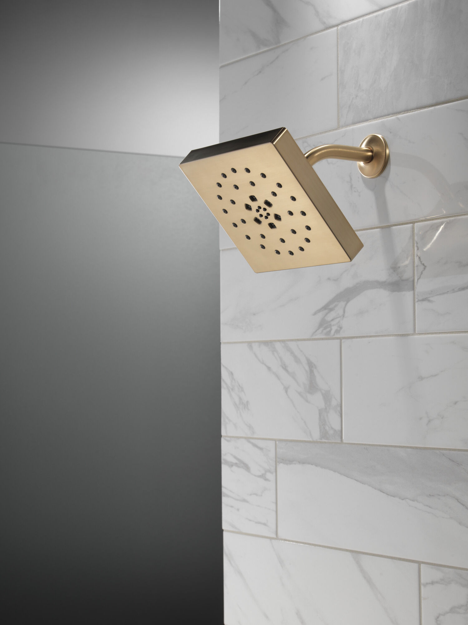 52484-CZ H2Okinetic® 4-х позиционная душевая лейка с UltraSoak ™ Delta Faucet DELTA Шампанское бронза - Вид №6