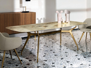 Керамический обеденный стол