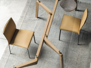 Мягкий штабелируемый стул