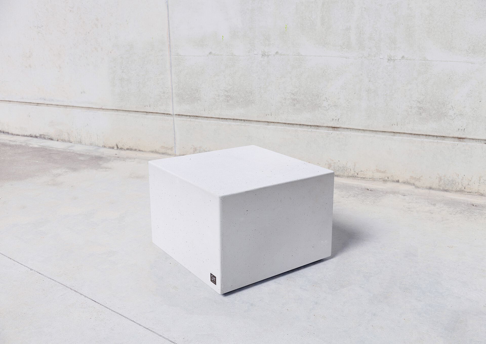 Наружное сиденье из армированного волокном бетона SIT Cubic ARCH-00065965 - Вид №6