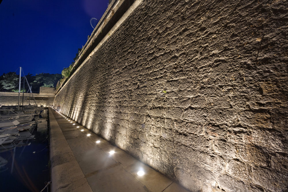 8481313 Встраиваемый в пешеходный пол Platek MEDIO FULL INOX  MEDIO FULL INOX - LED 3000K 28°  - Вид №4