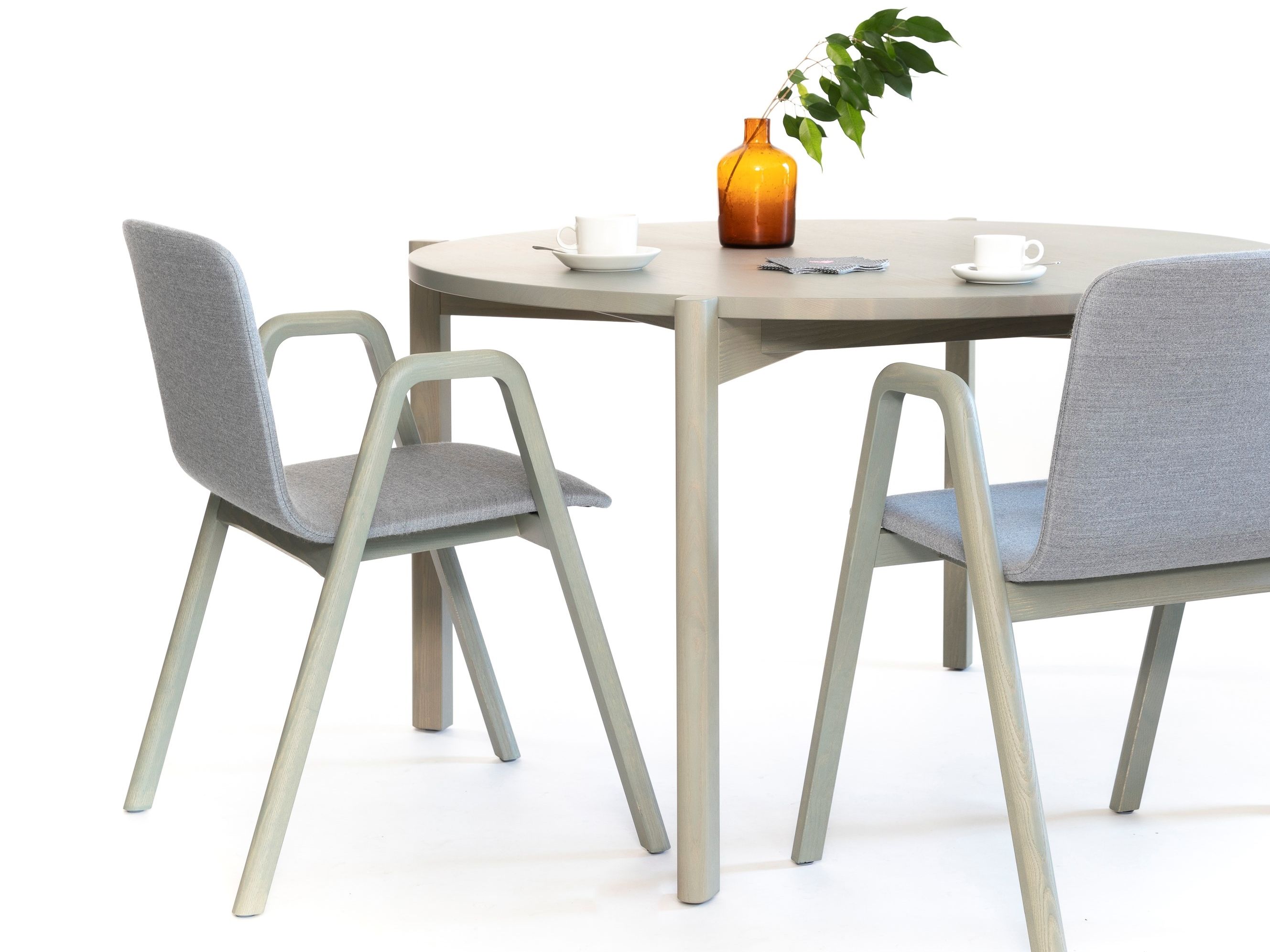 Мягкий тканевый стул с подлокотниками Inno Naku ARCH-00093820 - Вид №1