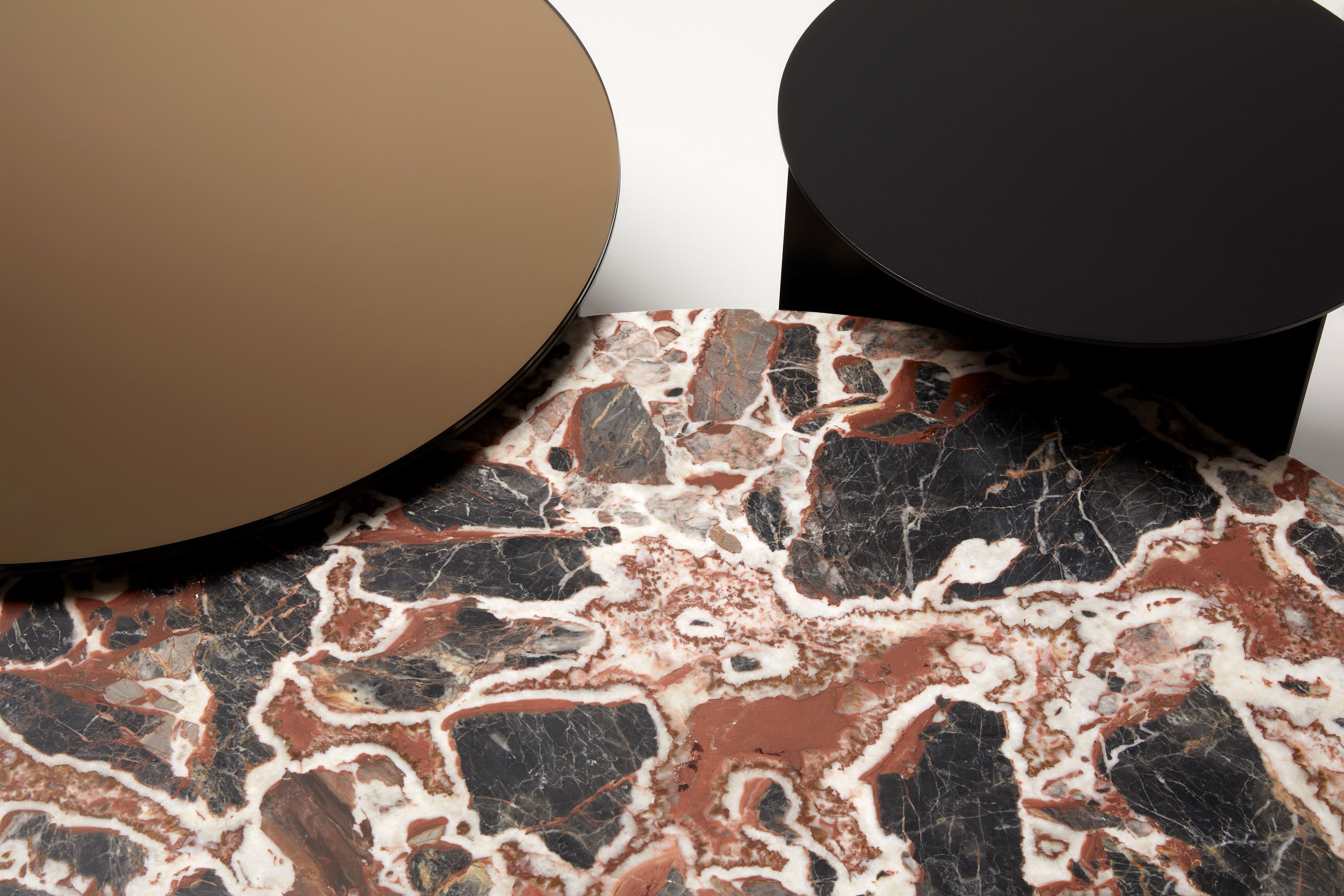 Круглый алюминиевый журнальный столик с порошковым покрытием Ross Gardam ARCH-00057248 - Вид №7