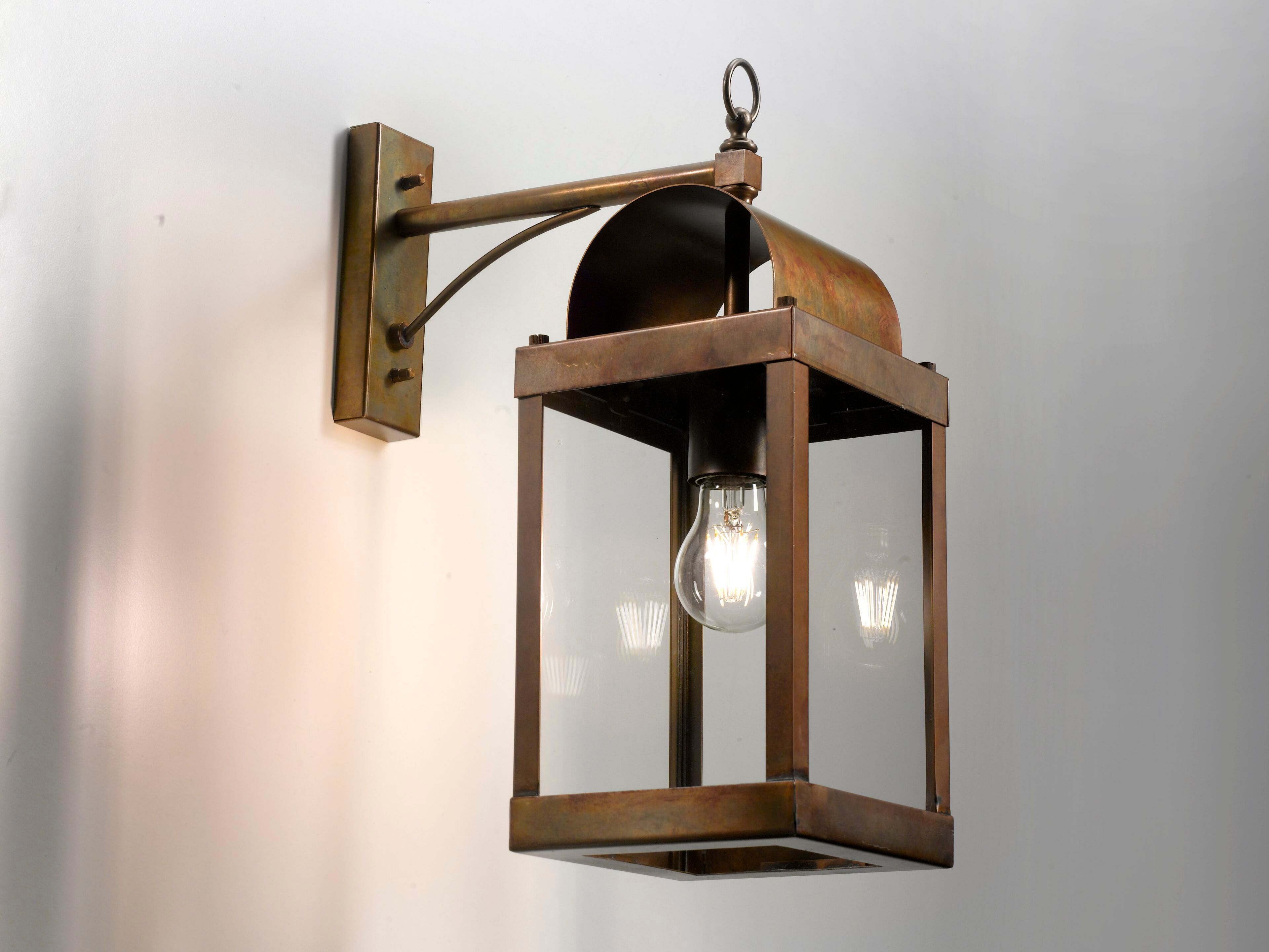 Настенный светильник из латуни и прозрачного стекла Cremasco Illuminazione 177/1AP ARCH-00039273 - Вид №1