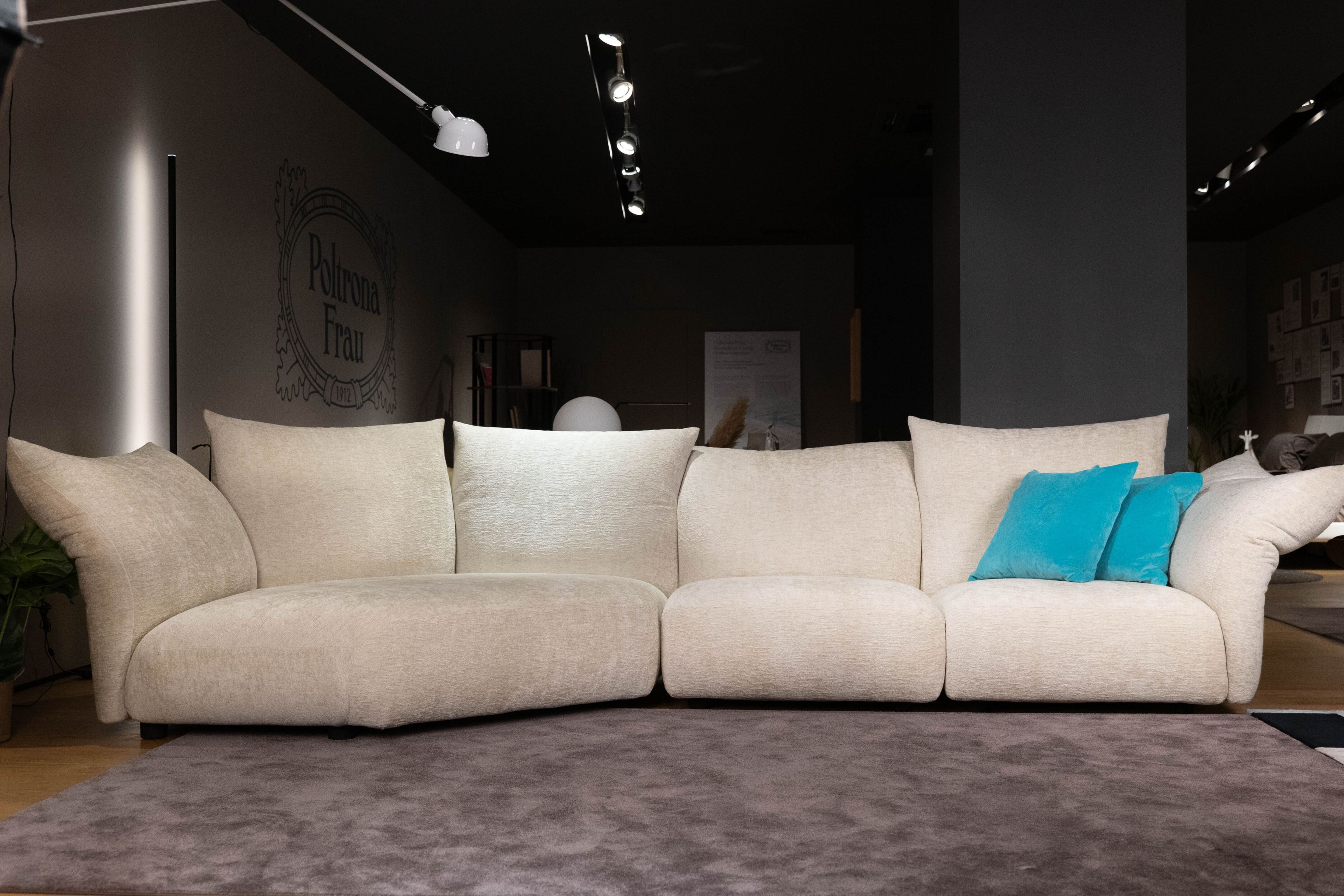 Ткань сплошной цвет ковер In Stock ковровое покрытие Besana ARCH-00078309 - Вид №2