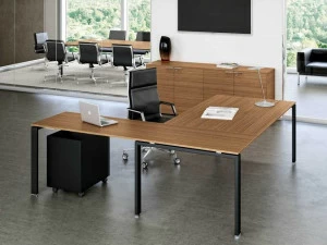 Bralco Исполнительный угловой письменный стол из дерева Glider