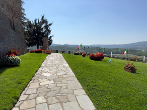 Пол из натурального камня