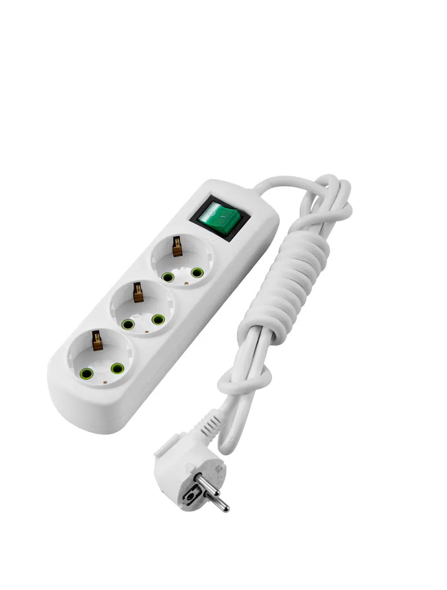 LETITIA Удлинитель с заземлением 3 входа, 2 метра с выключателем белый LEZARD 721-0302-302