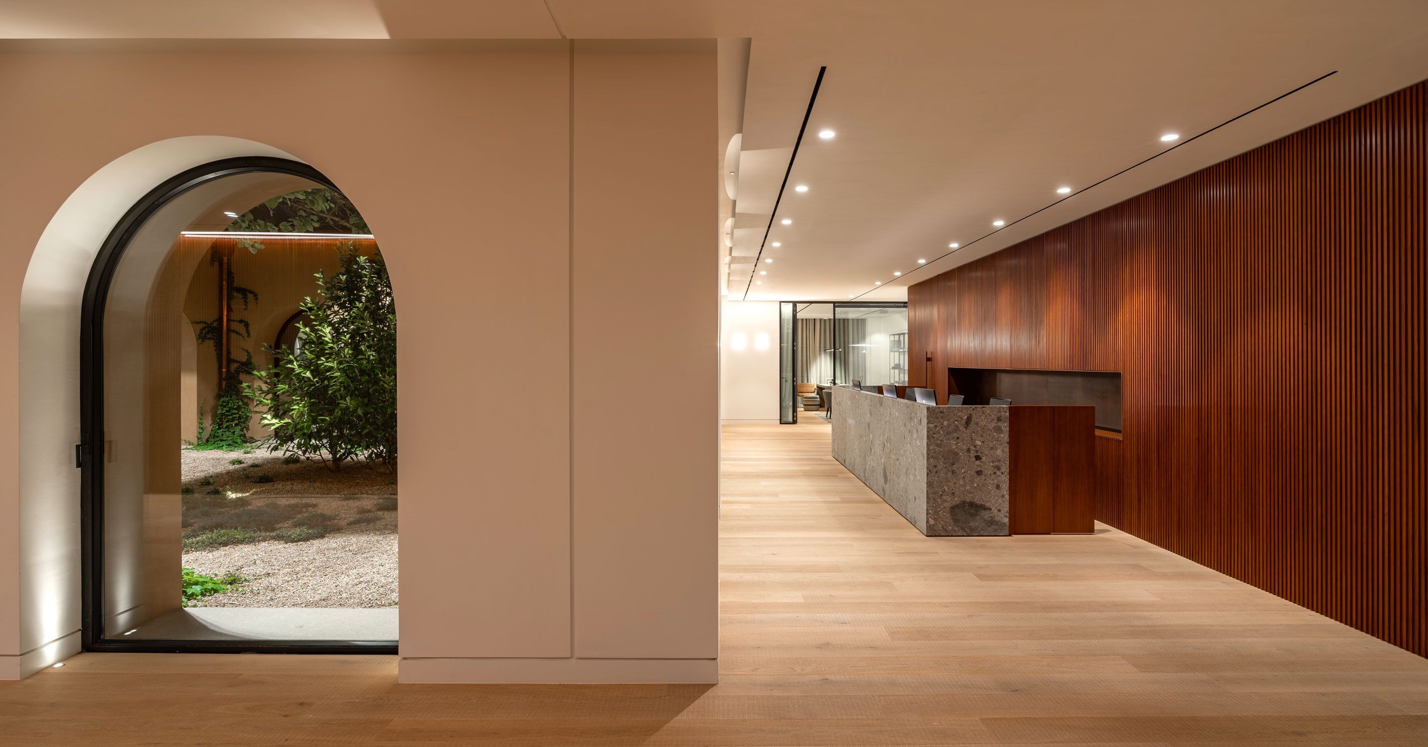 Регулируемый светодиодный прожектор Deltalight Deep Ringo ARCH-00142023 - Вид №1