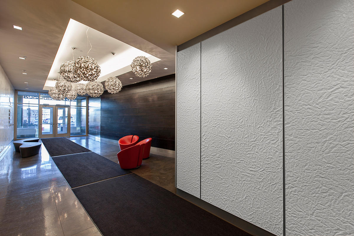 FSRT663 Система облицовки стен Levele с захватывающими панелями из связанного кварца, белого цвета с волнистым рисунком мозаика, миннеаполис, миннесота Forms-surfaces  - Вид №9