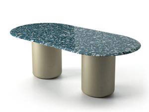 Овальный стол с зернистой столешницей