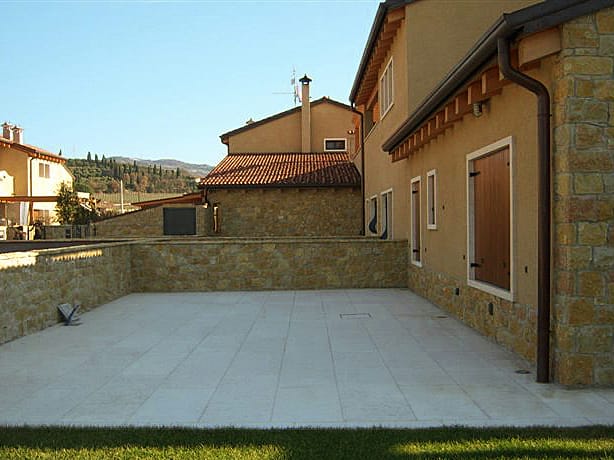 Натуральный каменный элемент для фасада B&B Rivestimenti Naturali камень ARCH-00041066 - Вид №19