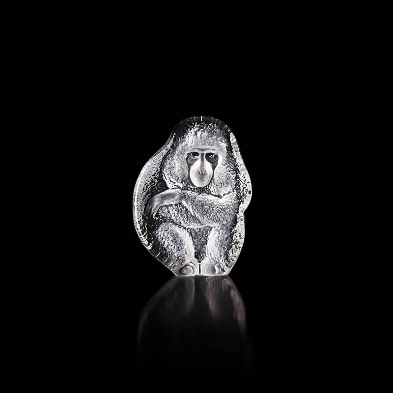 34194 Скульптура из прозрачного хрусталя «Обезьяна», 100/135 мм. Maleras 