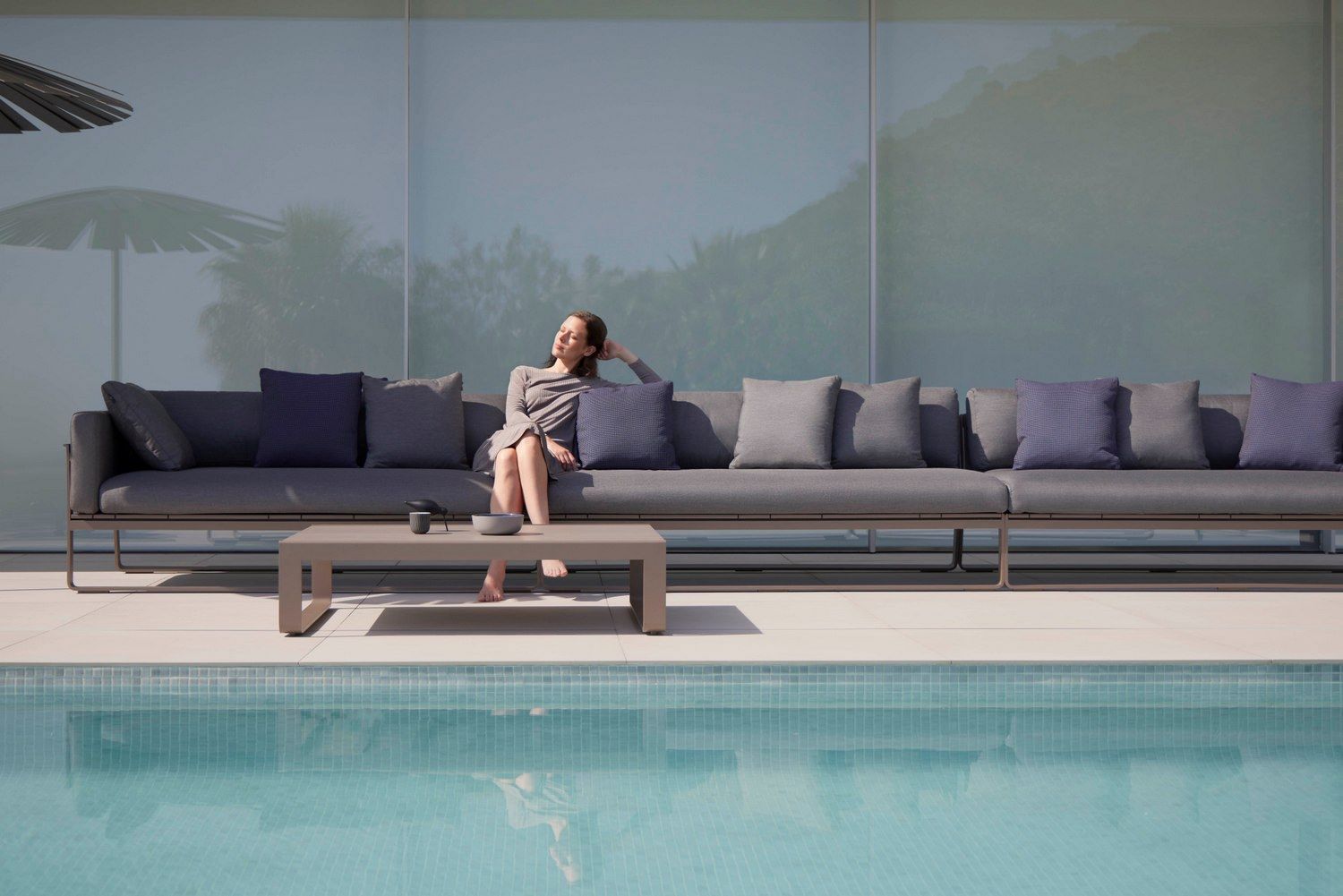 Термолаккированный алюминиевый садовый столик GANDIABLASCO ARCH-00084233 - Вид №4