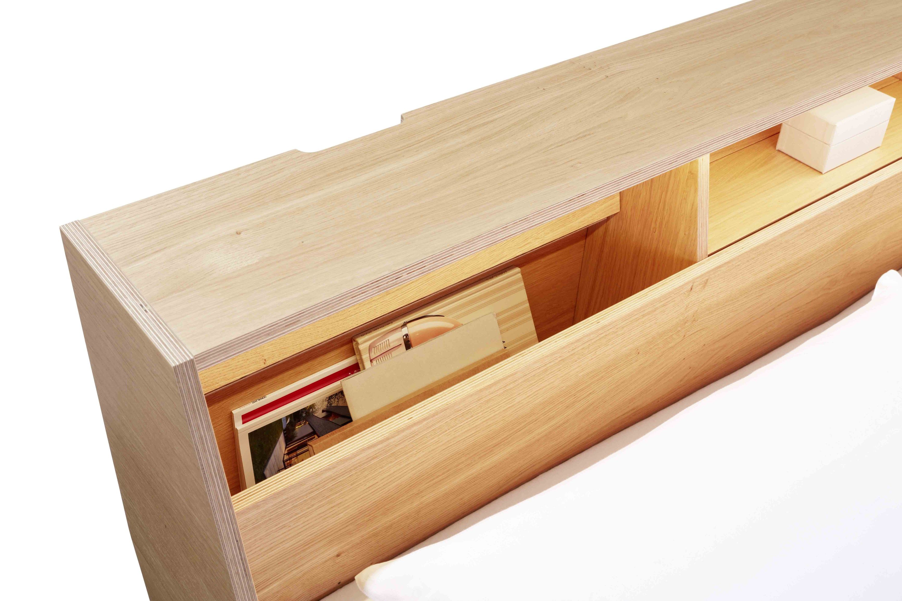 Деревянная двуспальная кровать с изголовьем контейнера Müller Small Living склон ARCH-00091932 - Вид №8