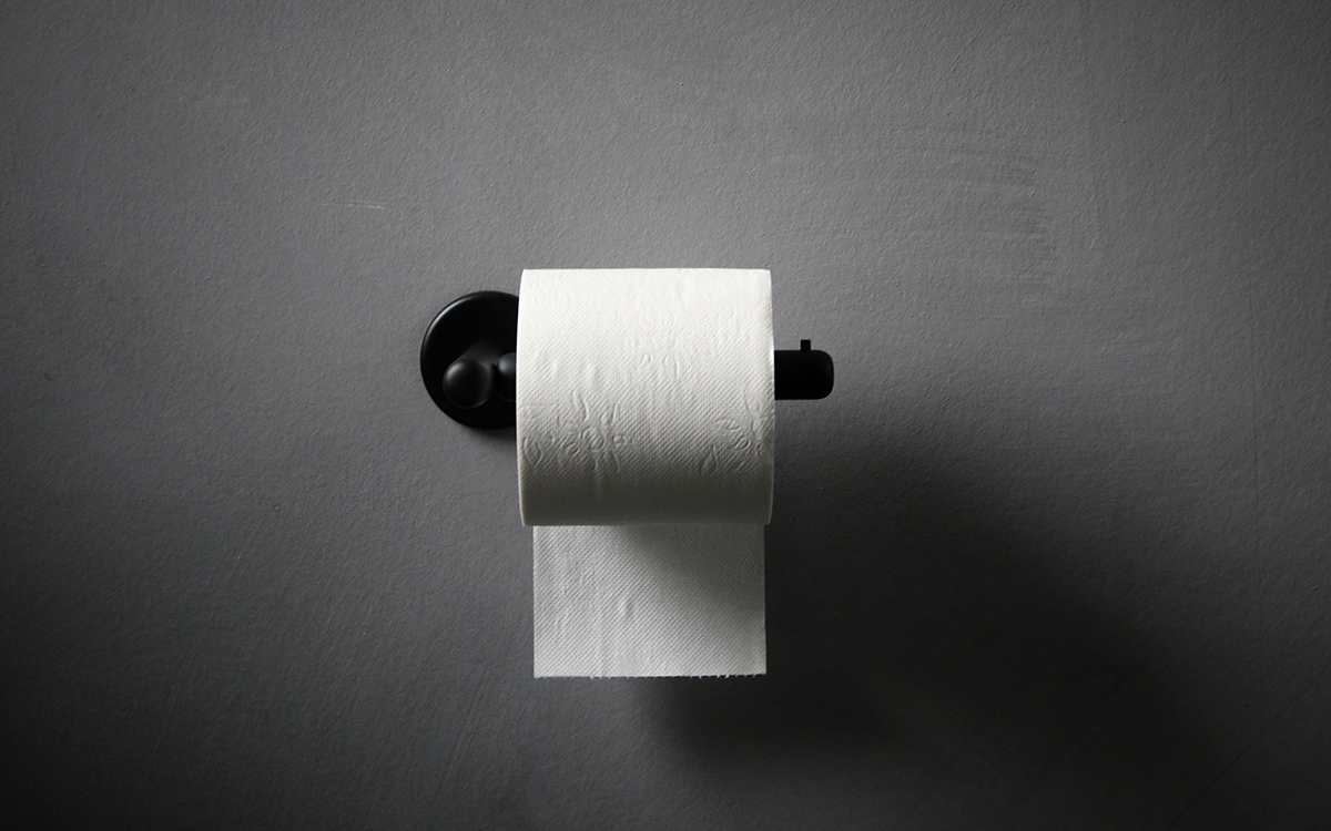 128002R8001 Держатель рулона туалетной бумаги Pebble - черныйd line Bjarke Ingels Group  - Вид №3