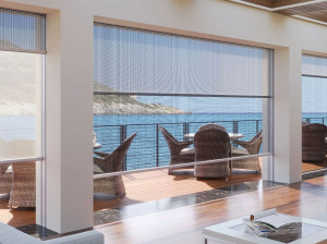 Вертикальная раздвижная встраиваемая москитная сетка