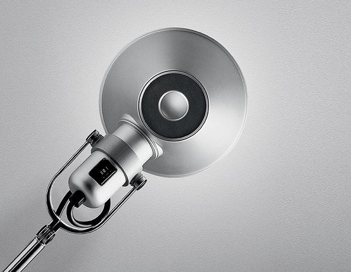 Artemide Настольная лампа из алюминия с гибким кронштейном Tolomeo A005500 - Вид №2