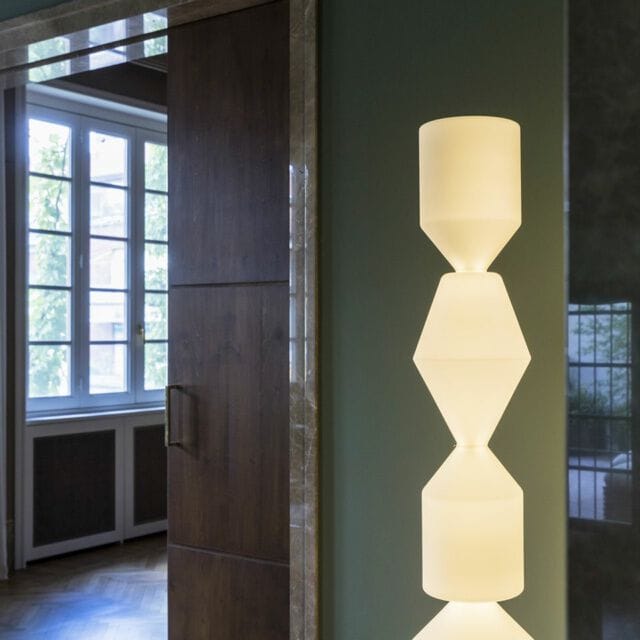 Торшер из полиуретана In Stock Mogg ARCH-00076246 - Вид №2