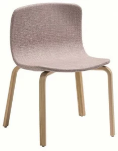 Albaplus Стул на четырех ножках из дуба и ткани Ember